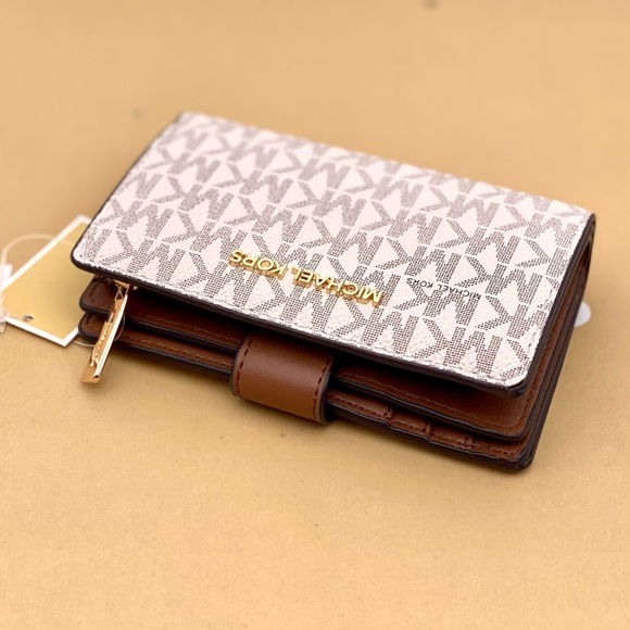 Michael Kors Jet Set Travel Medium Bifold Wallet Vanilla - Picture 8 of 15